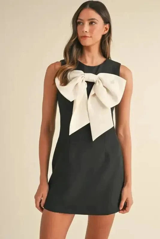 Mini Dresses Elegant Black Mini Dress – Sleeveless Bowknot Applique