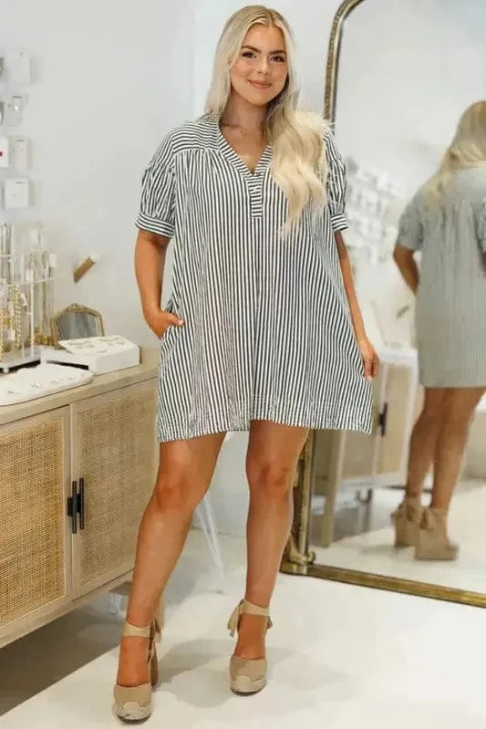 Plus Size Mini Dresses Monochrome Stripe Curvy Mini Dress
