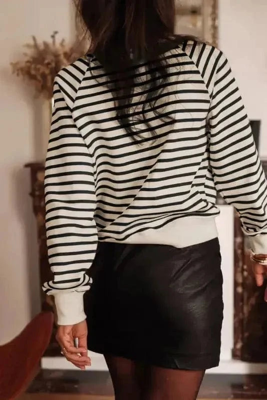 Sweatshirts Amore Striped Graphic Sweatshirt