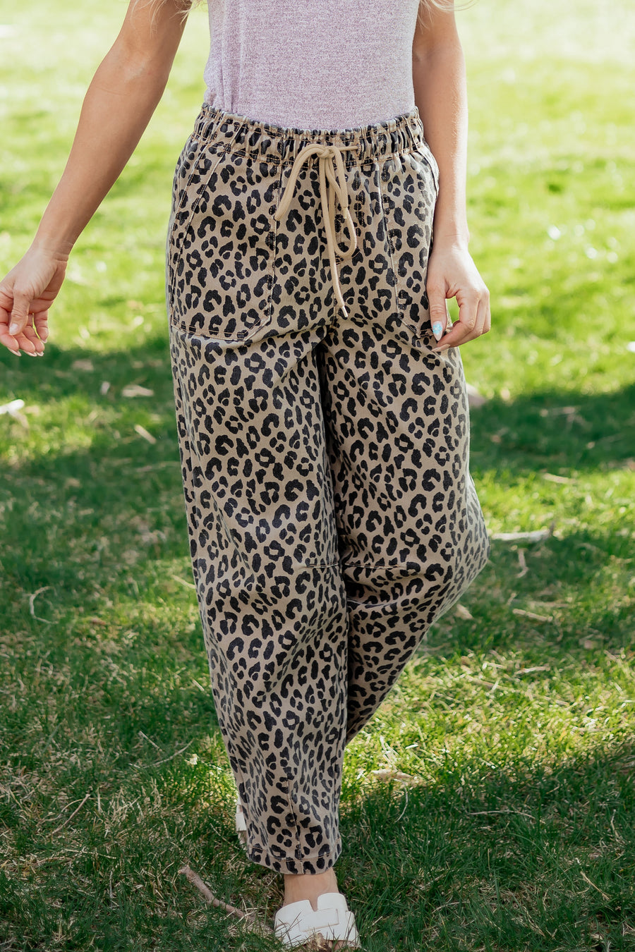 Leopard Print High Waist Drawstring Elastic Waist Loose Denim Jeans with Pockets