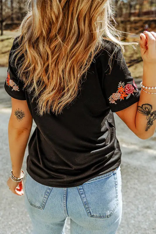 Black floral embroidered round neck short sleeve t shirt - tops