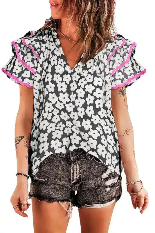 Back view of Floral Ruffle Sleeve Blouse showing contrast ric-rac braid trim and V-neckline — Fashionfitz