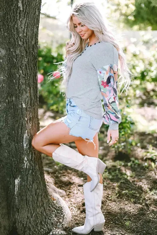 Floral-Sleeves Buttoned V-Neck Top - Gray - Fashionfitz