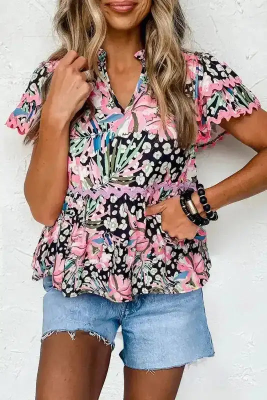 Floral Tiered Short Sleeve Blouse - Fashionfitz