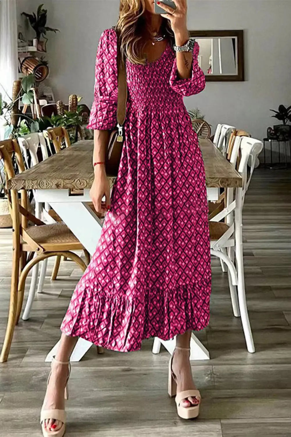 Geometric print shirred v neck high waist long dress - pink / s / 100% polyester - maxi dresses