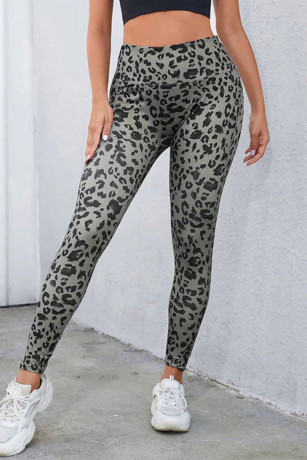 Gray classic leopard print active leggings - s / 85% polyester + 15% elastane