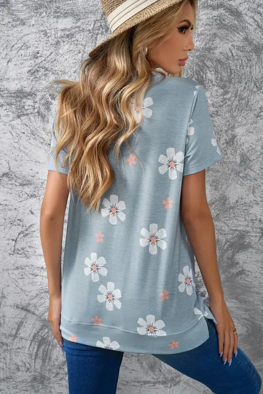 Gray floral pattern t-shirt - t-shirts