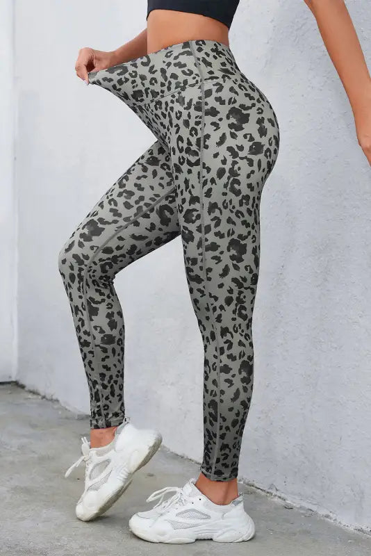 Gray leopard active leggings