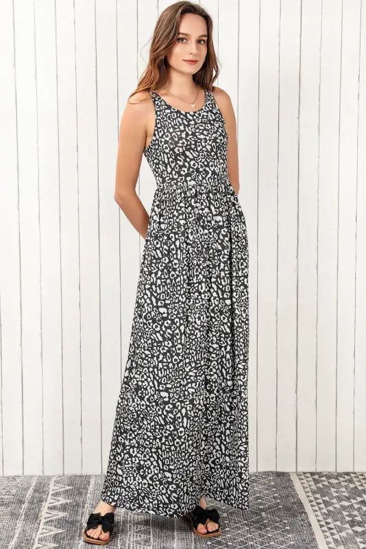 Gray leopard print pocketed sleeveless maxi dress - dresses