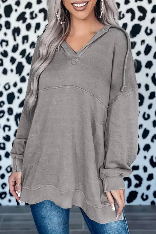 Gray mineral wash exposed seam pullover hoodie - s / 65% polyester + 35% cotton - tops