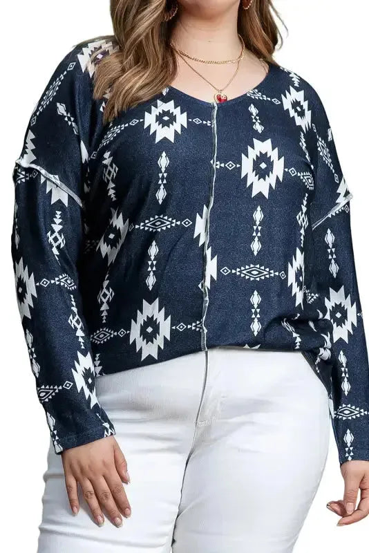 Gray Plus Size Aztec Print Exposed Seam Top - Fashionfitz