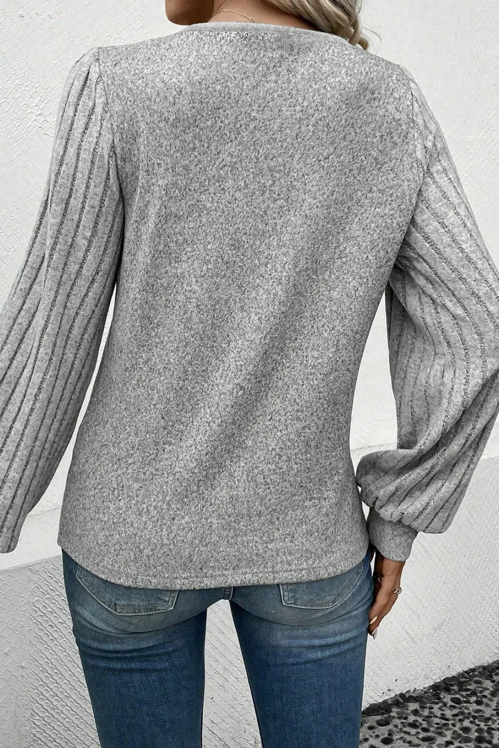 Gray ribbed splicing sleeve round neck t-shirt - tops