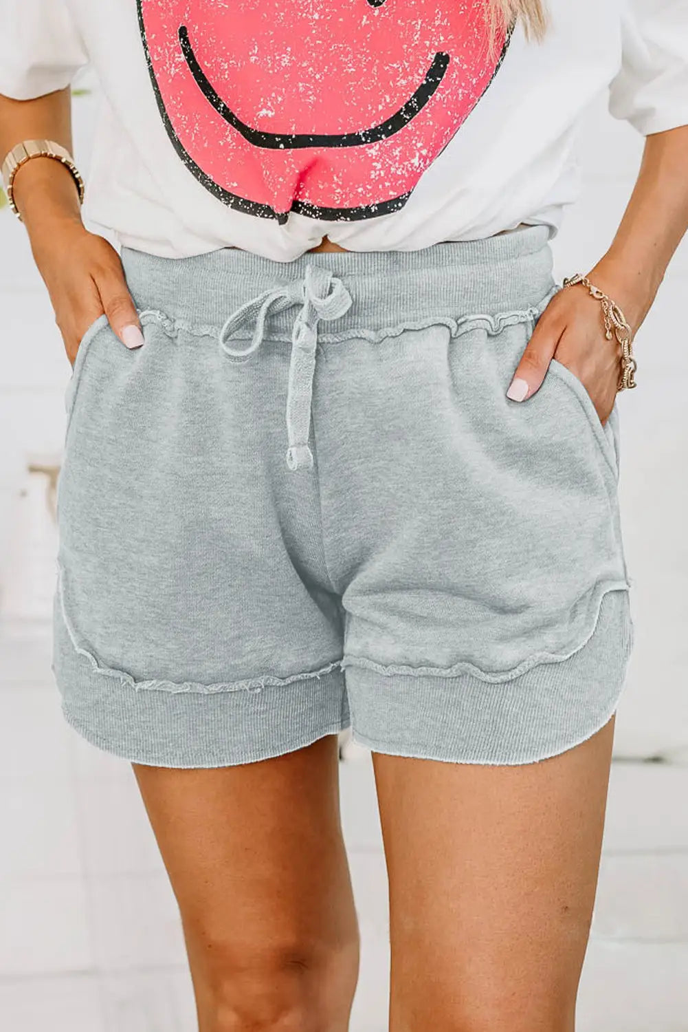 Gray ribbed trim knit casual shorts - s / 62.7% polyester + 37.3% cotton