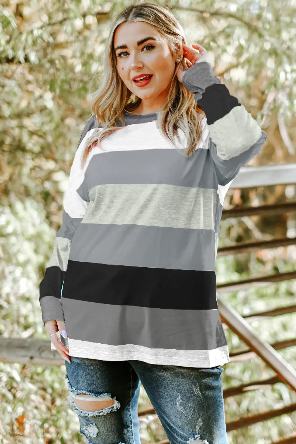 Gray stripe plus size colorblock pullover top - 1x / 95% polyester + 5% elastane