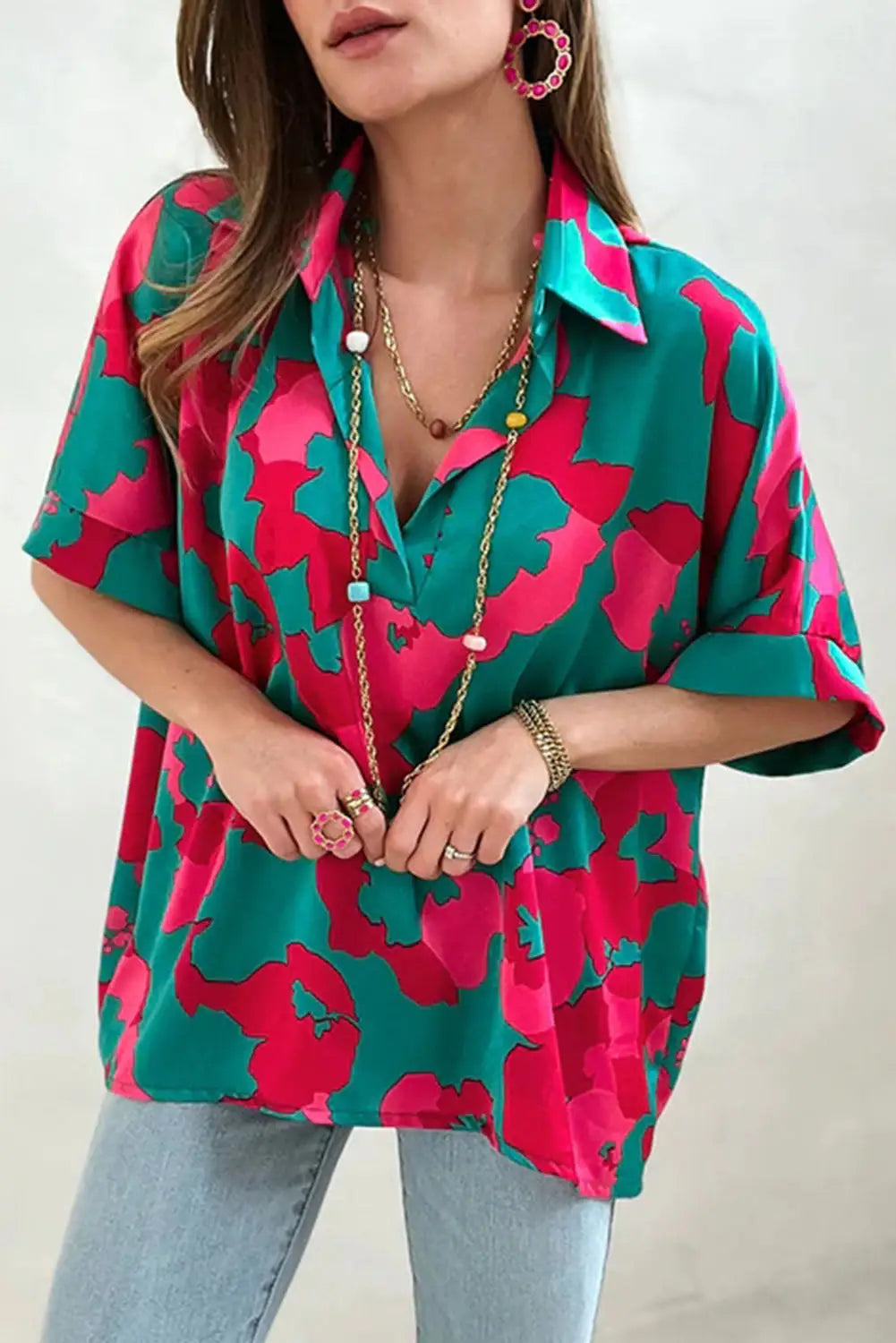 Green abstract print v neck blouse - s / 100% polyester - tops