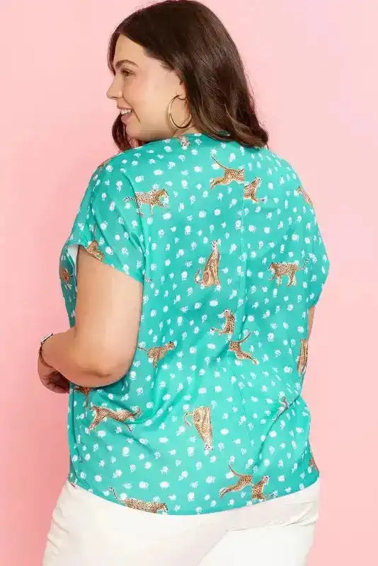 Green Cheetah Short Sleeve Plus Top - Fashionfitz