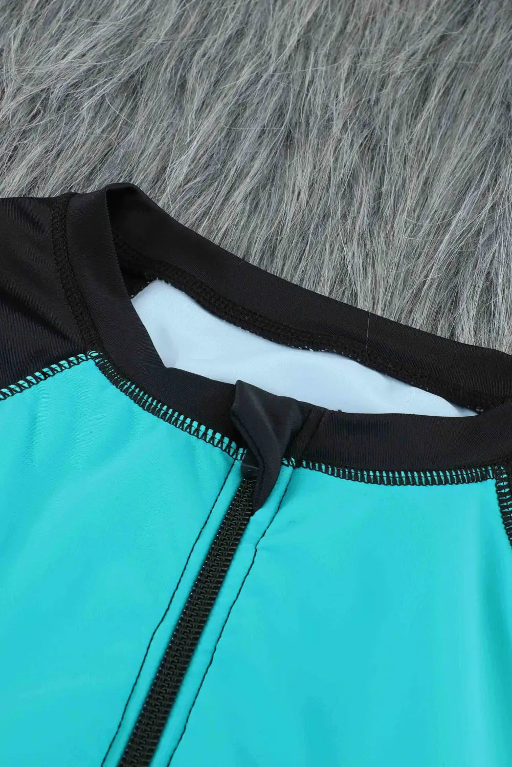 Green color block zipper long sleeve rash guard swimwear - guards