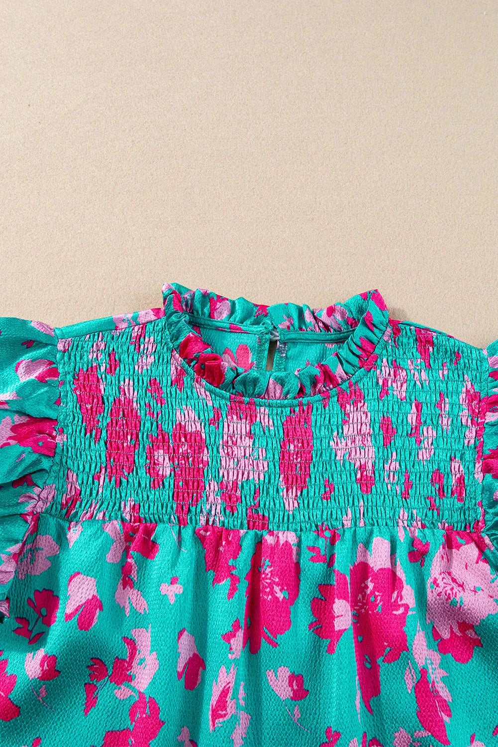 Green Floral Flutter Sleeve Ruched Blouse - Fashionfitz