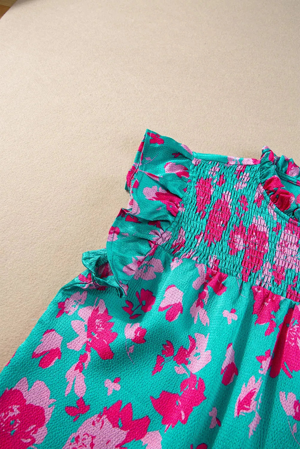 Green Floral Flutter Sleeve Ruched Blouse - Fashionfitz