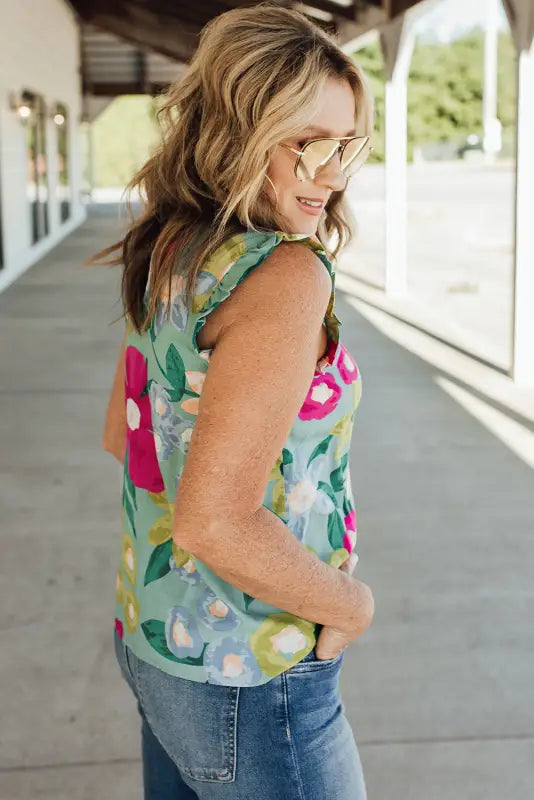 Green floral print ruffle trim tank top - tops