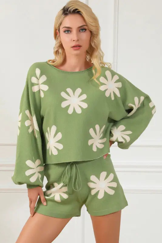 Green flower print bubble sleeve knitted sweater and shorts set - loungewear