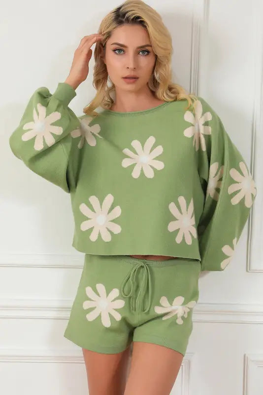 Green flower print bubble sleeve knitted sweater and shorts set - loungewear