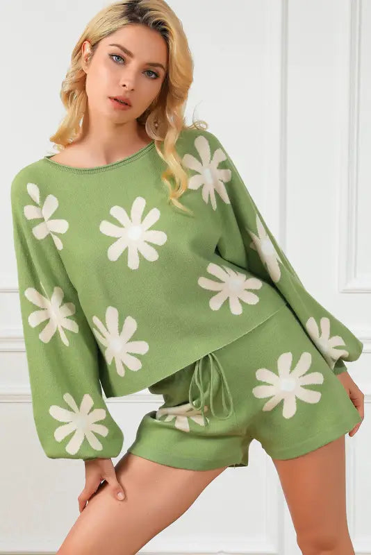 Green flower print bubble sleeve knitted sweater and shorts set - loungewear