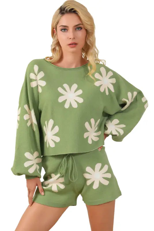 Green flower print bubble sleeve knitted sweater and shorts set - loungewear