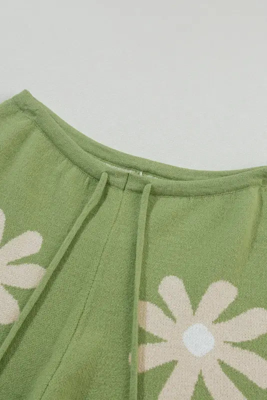 Green flower print bubble sleeve knitted sweater and shorts set - loungewear