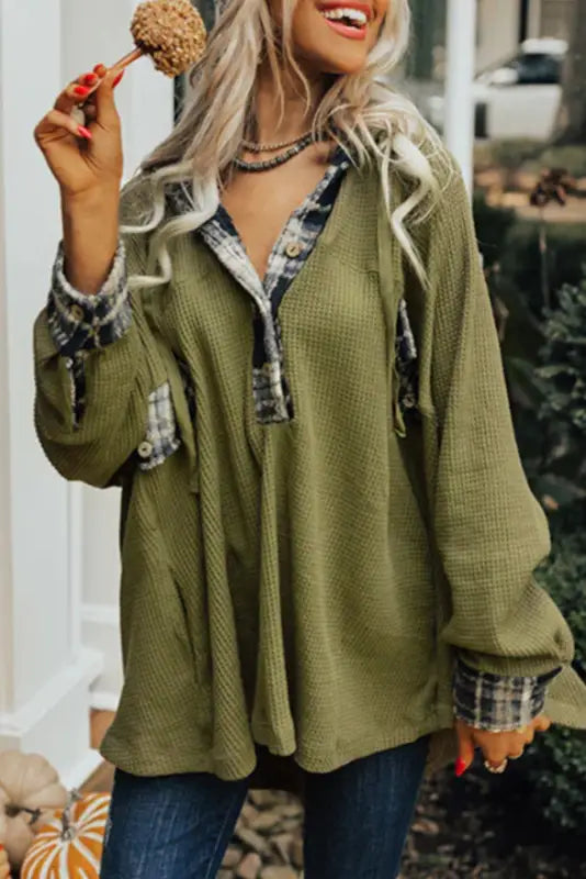 Green flowy plaid accent waffle knit henley hoodie - s / 95% polyester + 5% elastane - tops