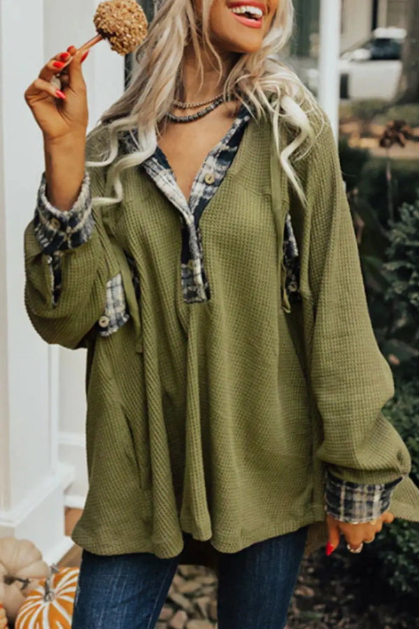 Green flowy plaid accent waffle knit henley hoodie - s /