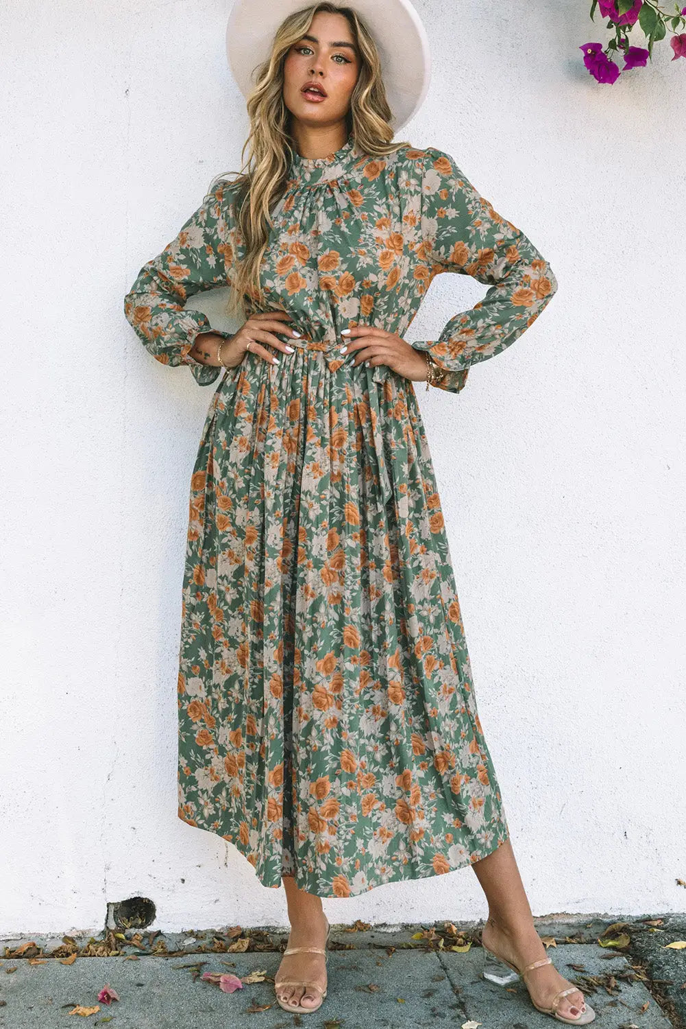 Green pleated long sleeve maxi floral dress with tie - s / 100% polyester - dresses