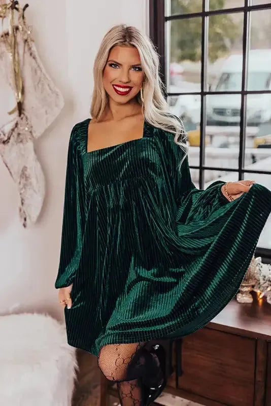 Green Tie Back Square Neck Velvet Babydoll Dress - Fashionfitz