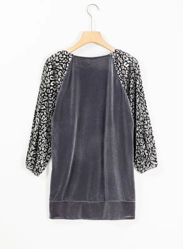 Grey leopard velvet blouse | comfort & style