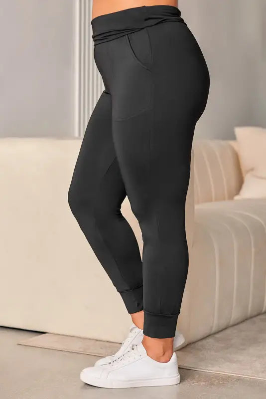 Black high waist pleated pocket leggings