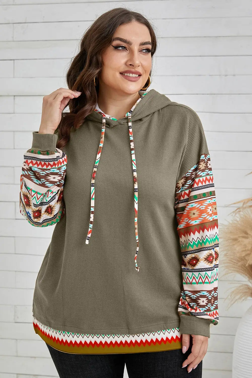 Jungle green aztec patchwork sleeve waffle drawstring plus hoodie - size