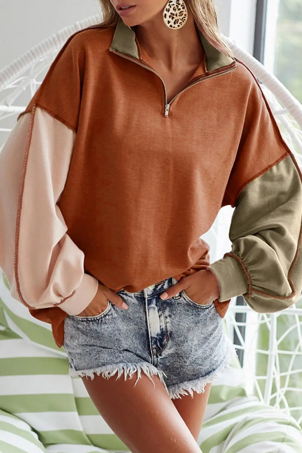 Khaki exposed seam color block zipped sweatshirt - s / 50% polyester + 45% viscose + 5% elastane - tops