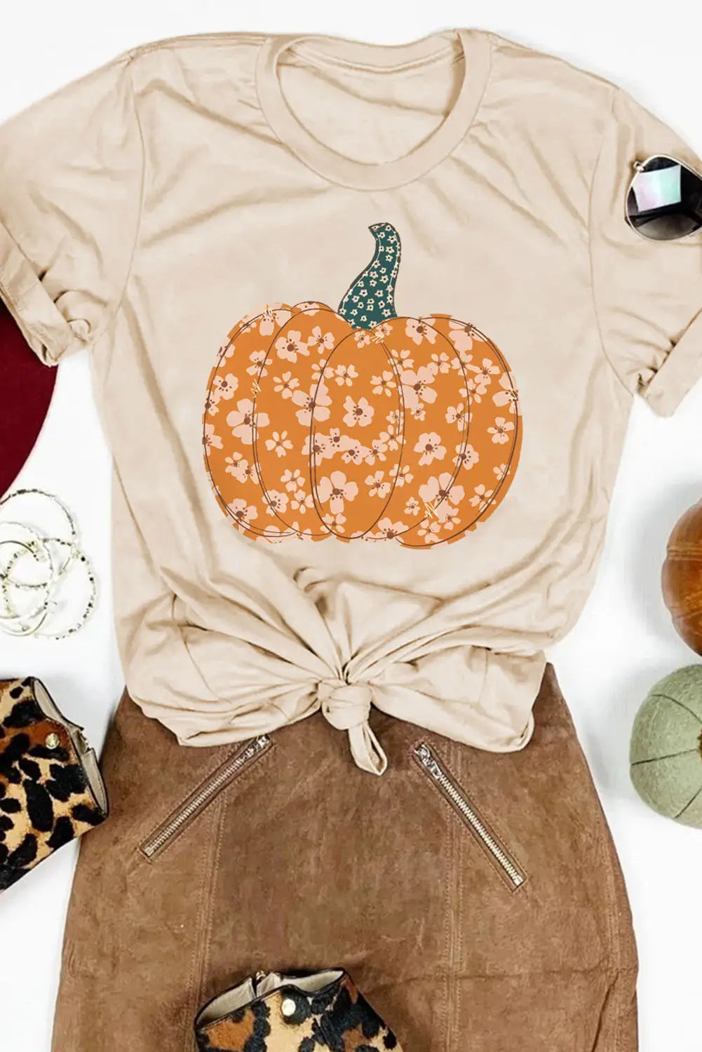 Khaki sweet floral pumpkin graphic tee - s /