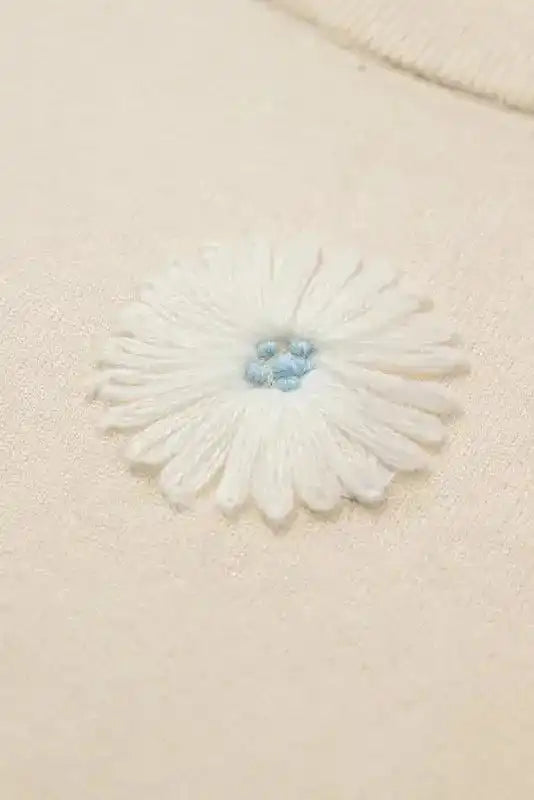 Knitted Top - Beige Flower Pattern Short Sleeve - Fashionfitz