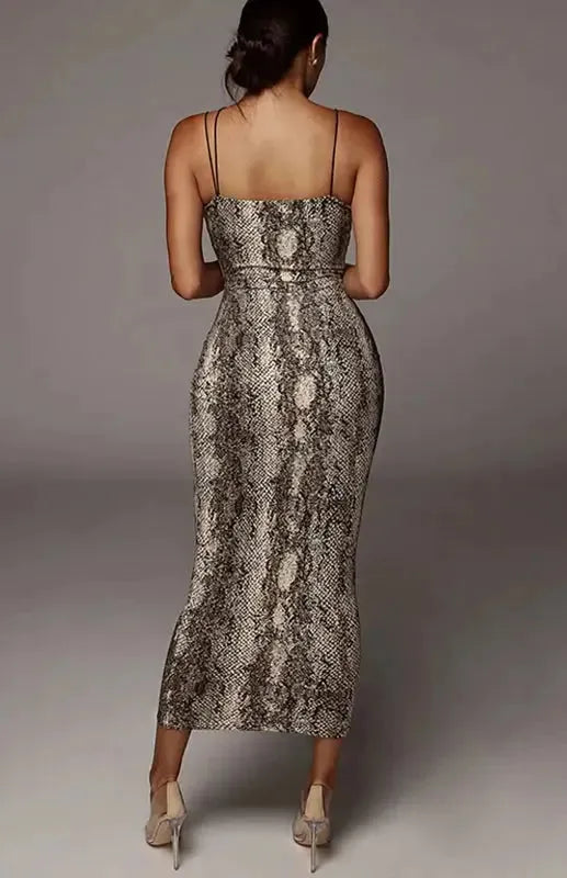 Ladies Sleeveless V-Neck Leopard Print Dress - Fashionfitz