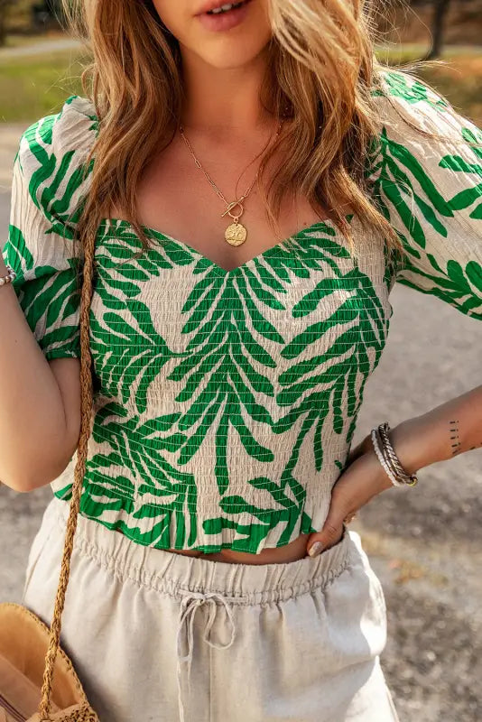 Leaf print smocked crop top - tops