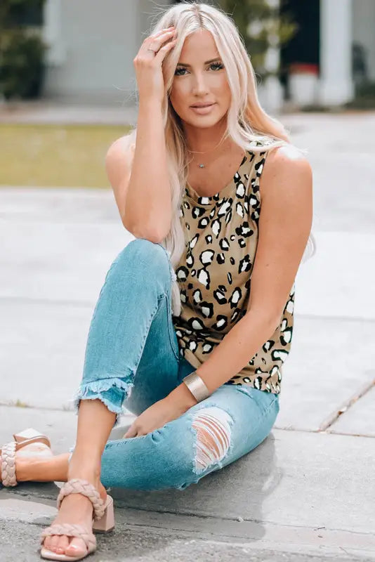 Leopard crew neck tank top - tops