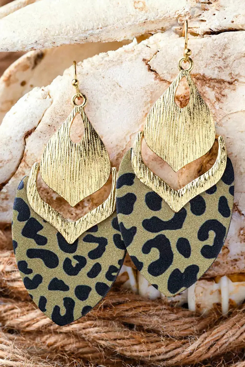 Leopard hollow out leave shape drop earrings - one size pu