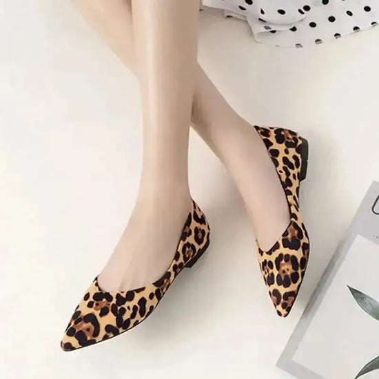 Leopard Pointed Toe Flats - Fashionfitz