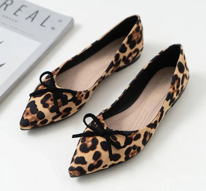 Leopard pointed toe flats - bow camel / 4.5