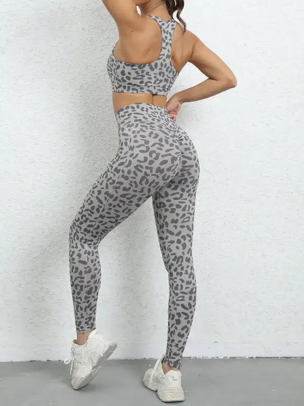 Leopard print hip lifting high waist activewear set - leggings sets