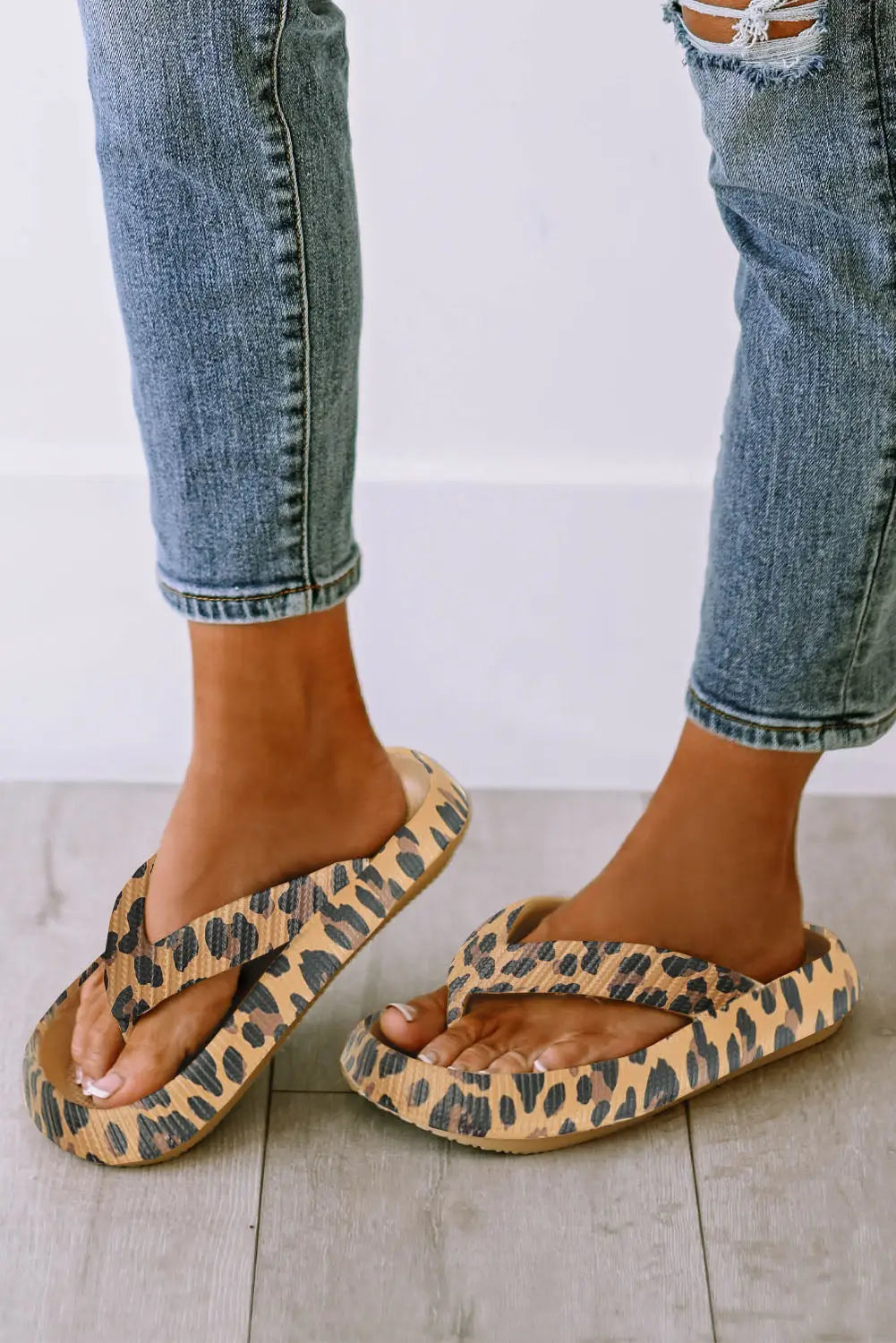 Leopard print thick sole flip flops - slippers