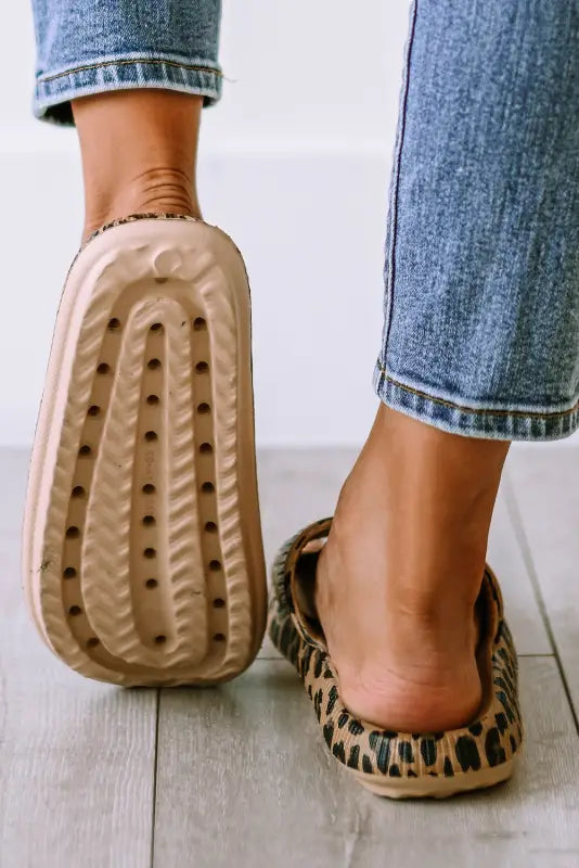 Leopard print thick sole slip on slippers