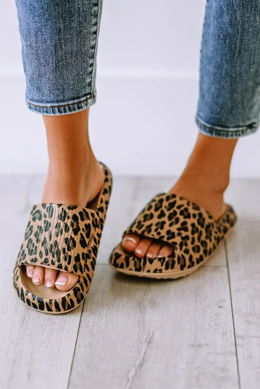 Leopard print thick sole slip on slippers