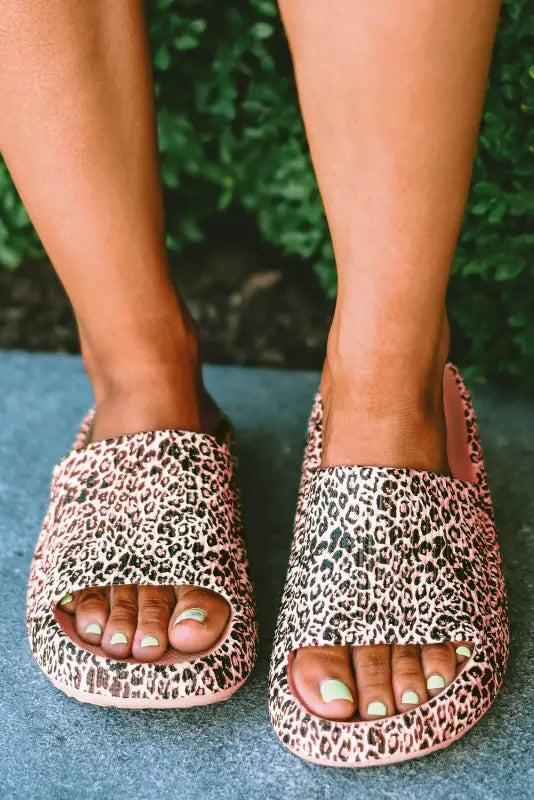 Leopard print thick sole slip on slippers